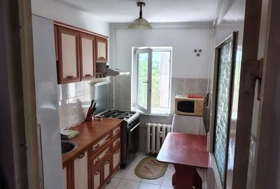 Apartament cu 2 camere semidecomandat în Tomis Nord