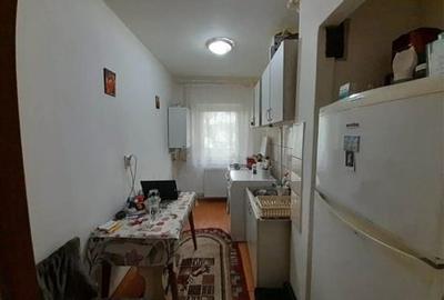 Apartament cu 2 camere decomandat în Exterior Vest