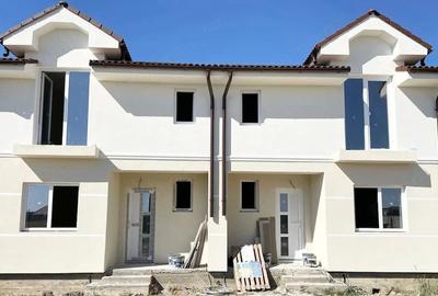 Casă cu 4 camere cu Teren 279 Mp în Moșnița Veche