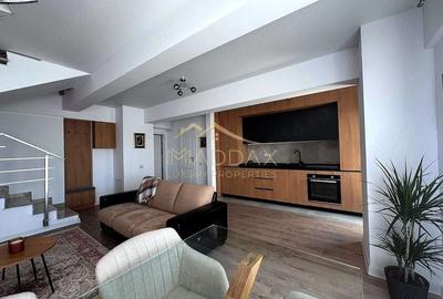 Apartament cu 3 camere decomandat, mobilat în Parcul Carol