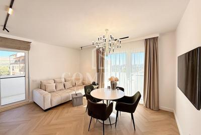 Apartament cu 3 camere semidecomandat, mobilat în Florești