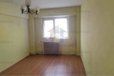 Apartament cu 2 camere decomandat în Hipodrom