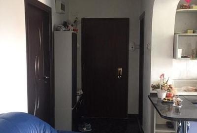 Apartament cu 3 camere în Cantemir