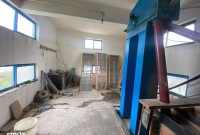 Spațiu comercial, de 120 mp, în Central - 7