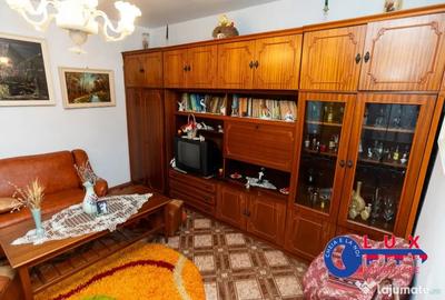 Casă cu 5 camere cu Teren 923 Mp în Niculițel - 2