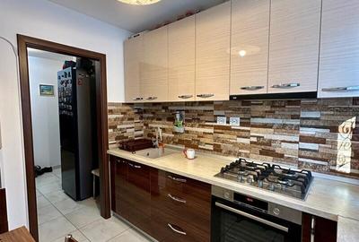 Apartament cu 2 camere decomandat, mobilat în Drumul Taberei - 11