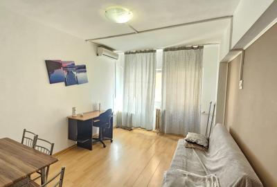 Apartament cu 2 camere decomandat în Micro 21 - 1