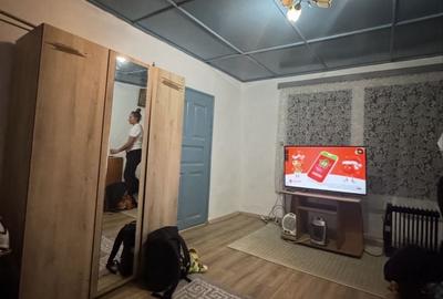 Casă cu 4 camere în Cavadinești