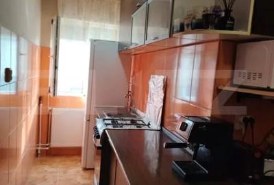 Apartament cu 3 camere decomandat în Nufărul