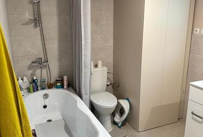 Casă individuală cu 5 camere cu Canalizare în Nord - 55