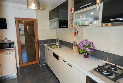 Apartament cu 2 camere decomandat în Central - 3