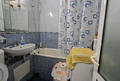 Apartament cu 2 camere în Andrei Mureșanu