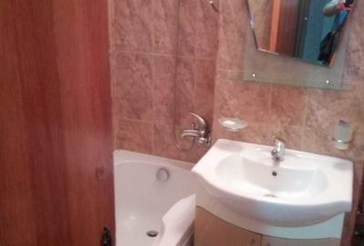 Garsonieră decomandată în Balaci