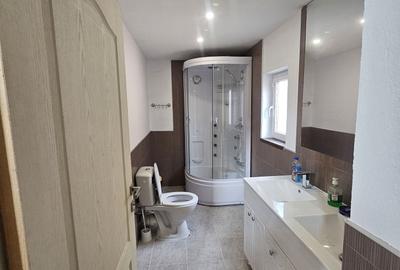 Casă cu 2 camere cu Teren 2300 Mp în Cioroiașu - 1
