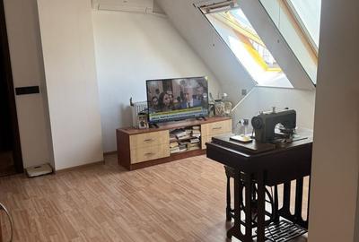Apartament cu 3 camere decomandat în Prelungirea Ghencea - 6