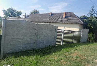 Teren de 858 mp, în Davidești