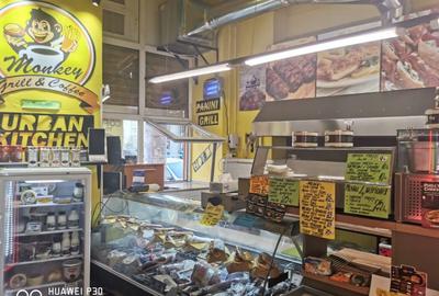 Spațiu comercial, de 36 mp, în Moșilor - 3