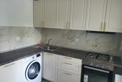 Apartament cu 3 camere decomandat în Central - 3