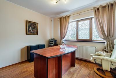 Duplex cu 4 camere cu Canalizare în 1 Decembrie - 10