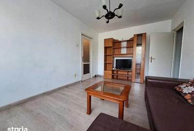 Apartament cu 2 camere semidecomandat în Vatra Luminoasă