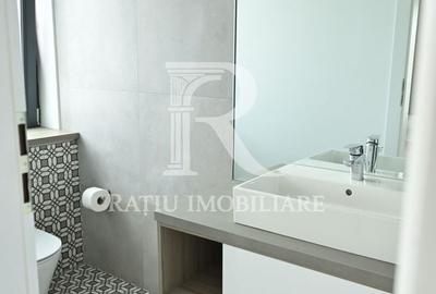 Casă cu 9 camere cu Teren 1720 Mp în Sânmartin - 20