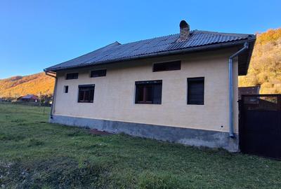Casă cu 4 camere în Remeți - 2