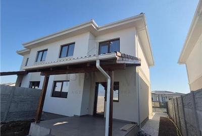 Duplex cu 4 camere cu Canalizare în Moșnița Nouă - 3