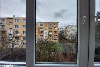 Apartament cu 2 camere decomandat în Zorilor