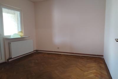 Apartament cu 4 camere decomandat în Ultracentral - 4