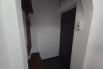 Apartament cu 2 camere semidecomandat, mobilat în City Park Mall - 16