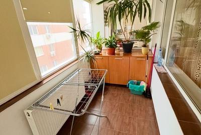 Apartament cu 2 camere decomandat în Exterior Vest