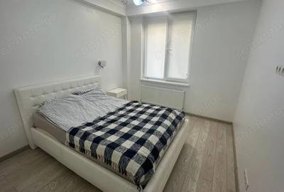 Apartament cu 3 camere decomandat în Vlahuță