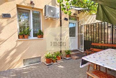 Apartament cu 3 camere semidecomandat, mobilat în Calea Poplăcii
