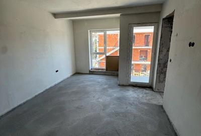 Apartament cu 4 camere decomandat în Ultracentral
