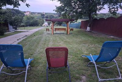Casă cu 4 camere în Exterior Vest