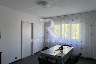 Apartament cu 2 camere semidecomandat, mobilat în Nufărul