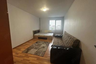Apartament cu 2 camere decomandat în Piața Unirii
