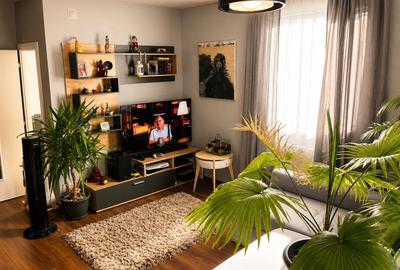 Apartament cu 2 camere semidecomandat, mobilat în Vitan