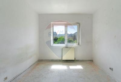 Apartament cu 3 camere decomandat în Astra - 4