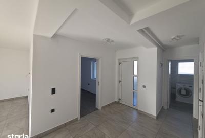 Casă cu 4 camere cu Teren 200 Mp în Livezeni - 6