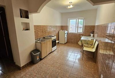 Apartament cu 2 camere decomandat în Bala - 2