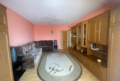 Apartament cu 2 camere decomandat în Craiter