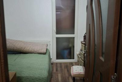 Apartament cu 4 camere decomandat în Central - 1