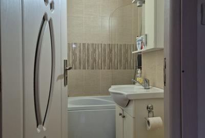 Apartament cu 2 camere decomandat în Uric