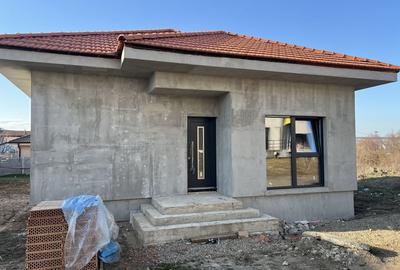 Casă cu 4 camere cu Teren 535 Mp în Central - 12
