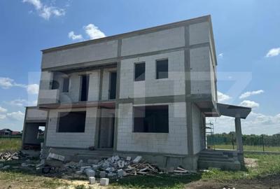 Casă cu 4 camere cu Teren 437 Mp în Rădăuți