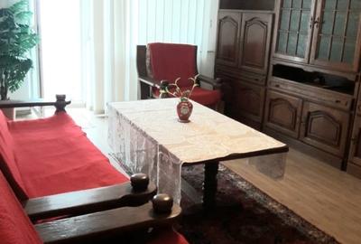Apartament cu 2 camere decomandat în 1 Mai - 1
