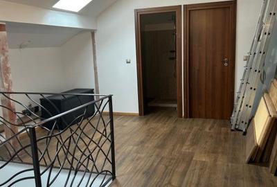 Casă cu 5 camere cu Teren 221 Mp în Obor - 3