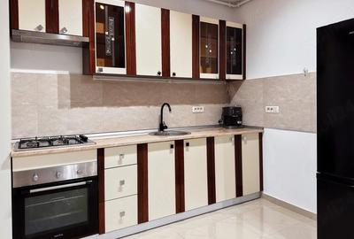 Apartament cu 2 camere semidecomandat în Gorjului
