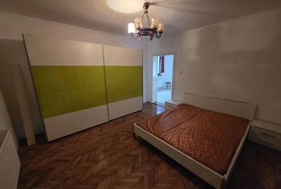 Casă cu Teren 719 Mp în Central